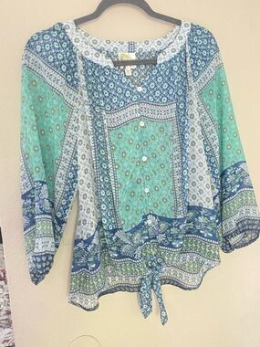fig and flower Green & Blue Printed Tie-Front Blouse
